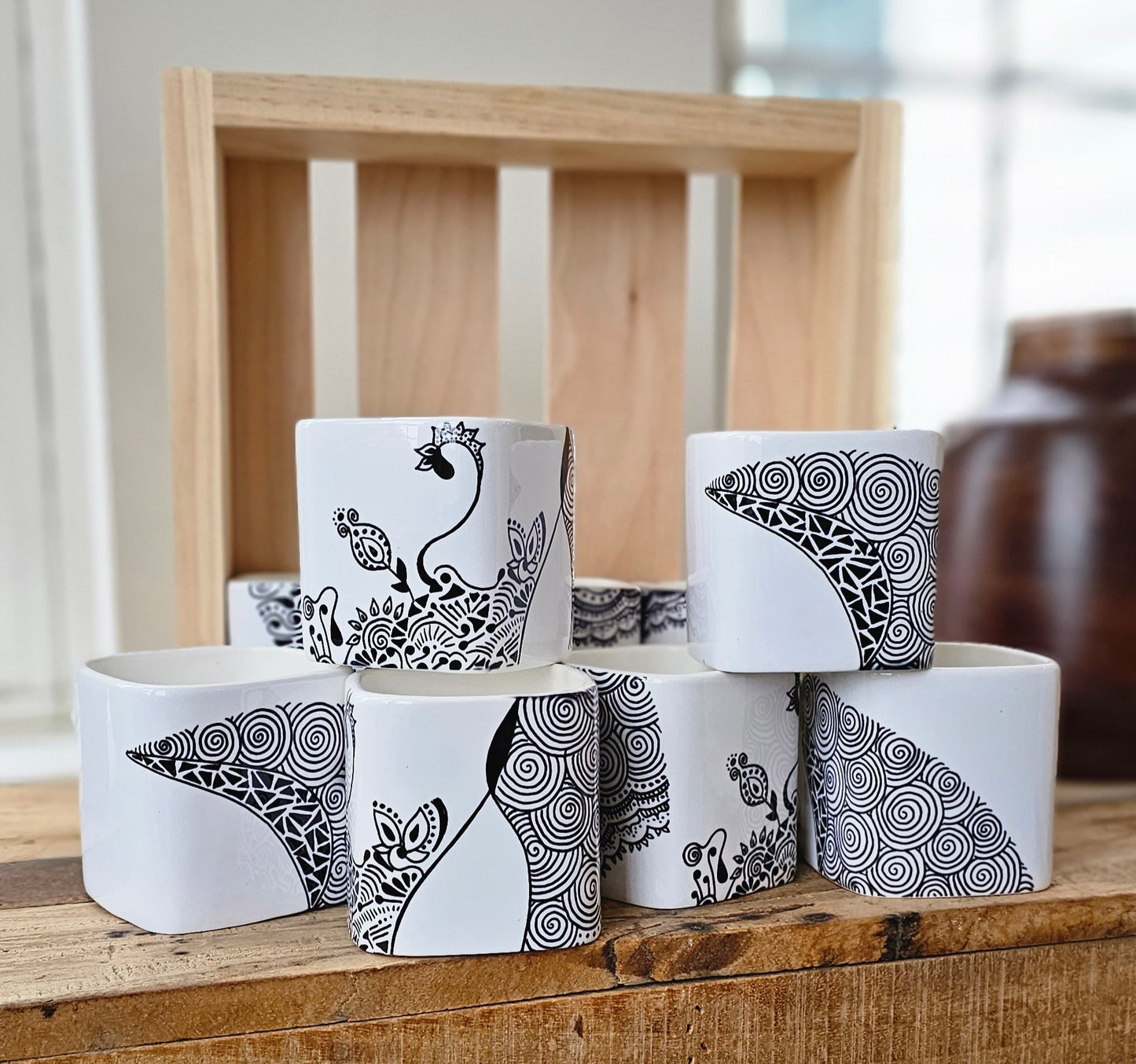 Doodle Design Mug Puzzle - Leather & Lace