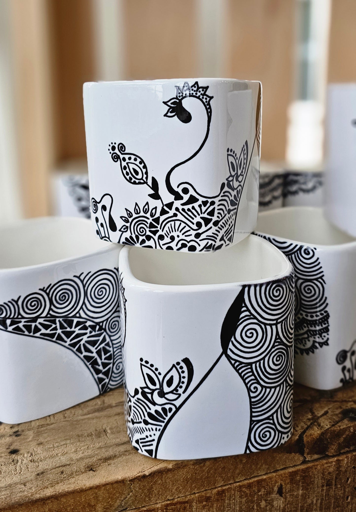 Doodle Design Mug Puzzle - Leather & Lace