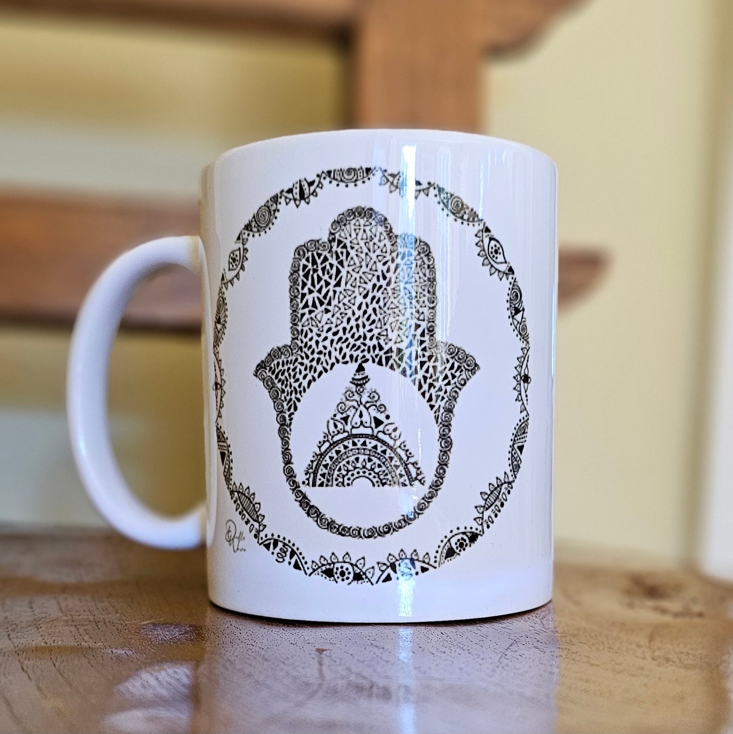Single Doodle Design Round Mug - Hamsa 22