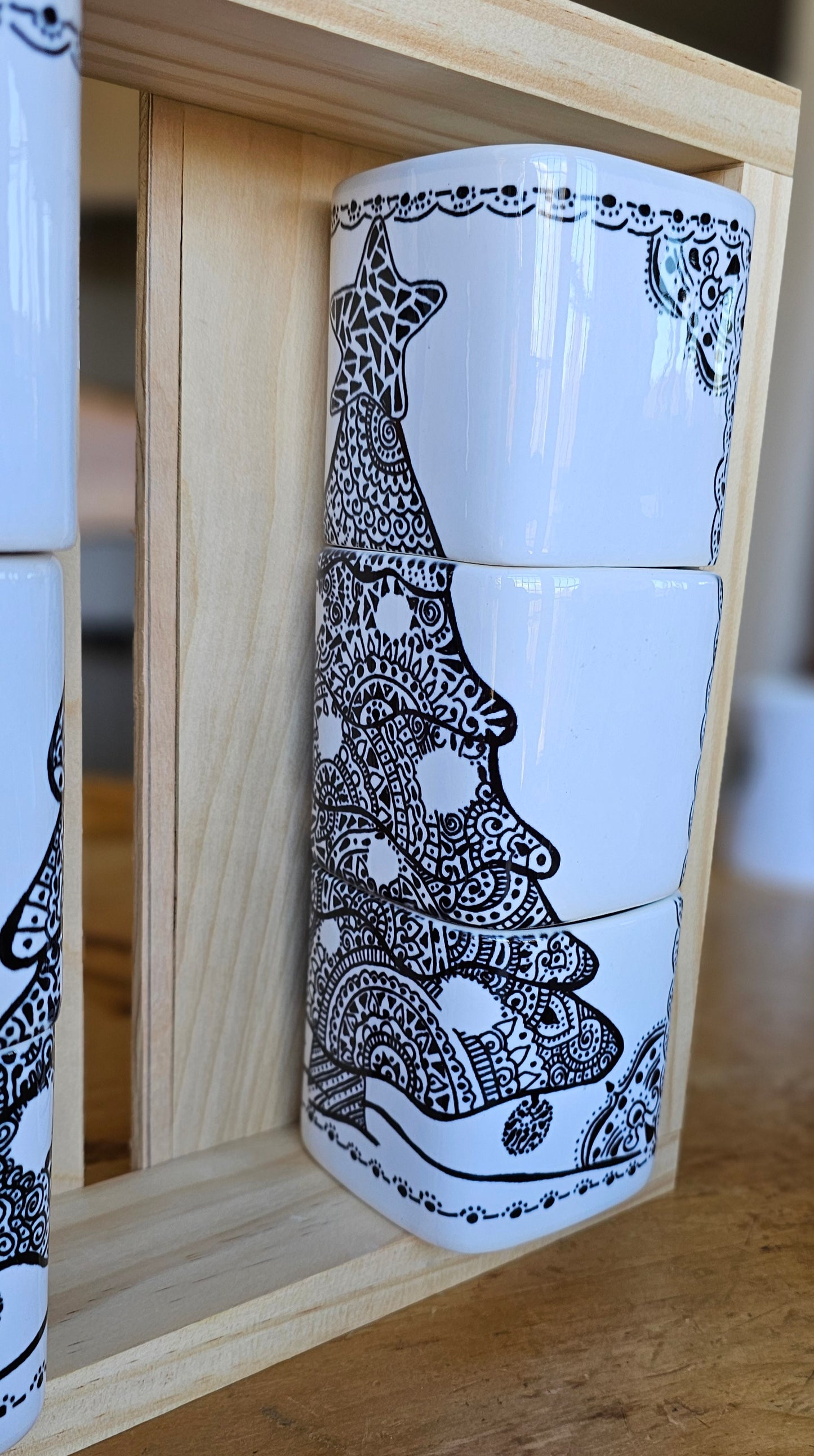 Doodle Design Mug Puzzle - Christmas Tree