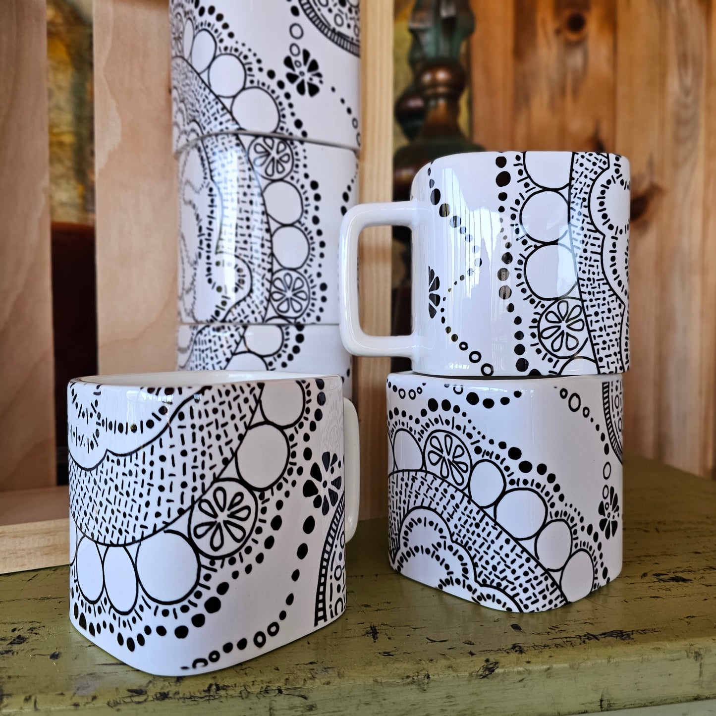 Doodle Design Mug Puzzle - Lots O Dots