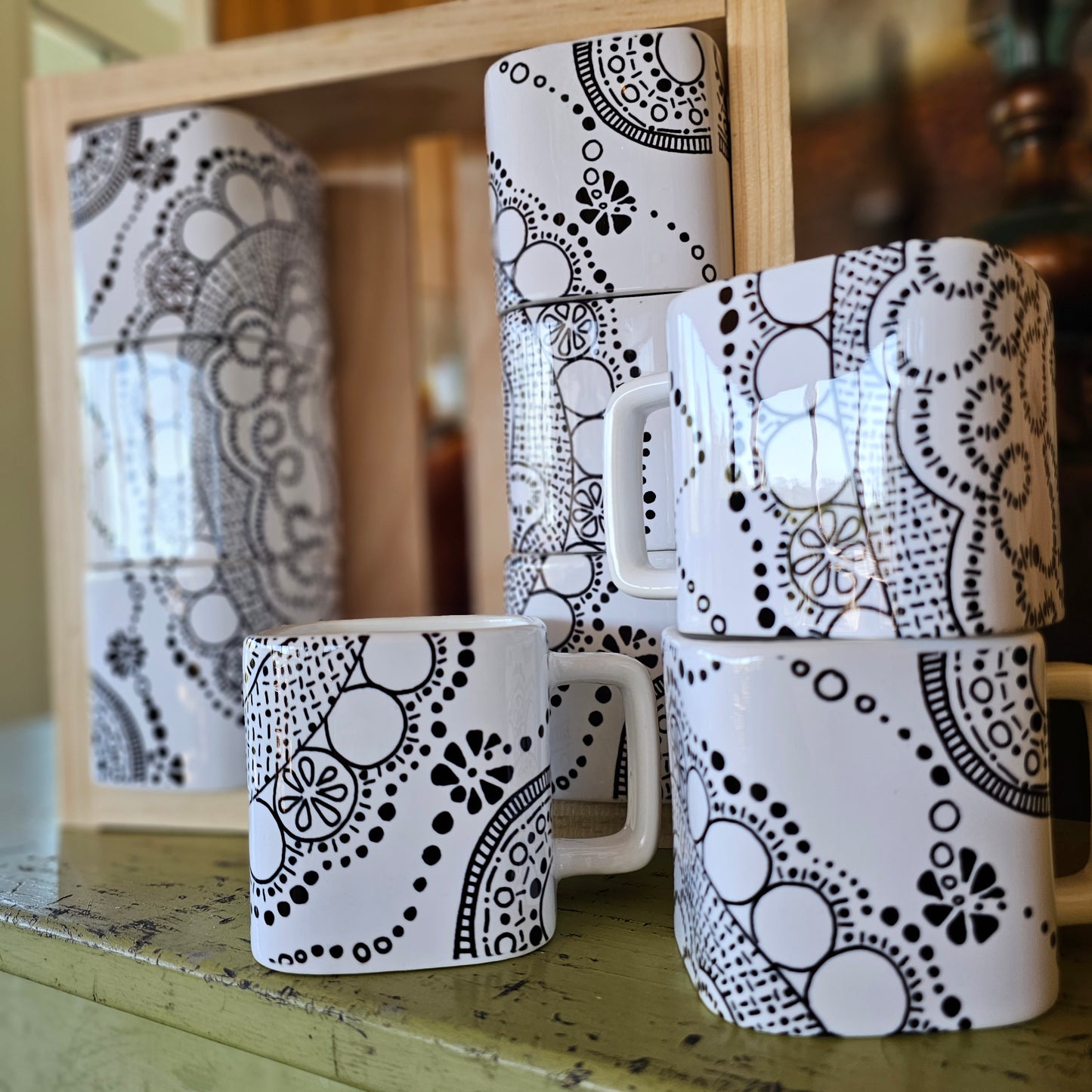 Doodle Design Mug Puzzle - Lots O Dots