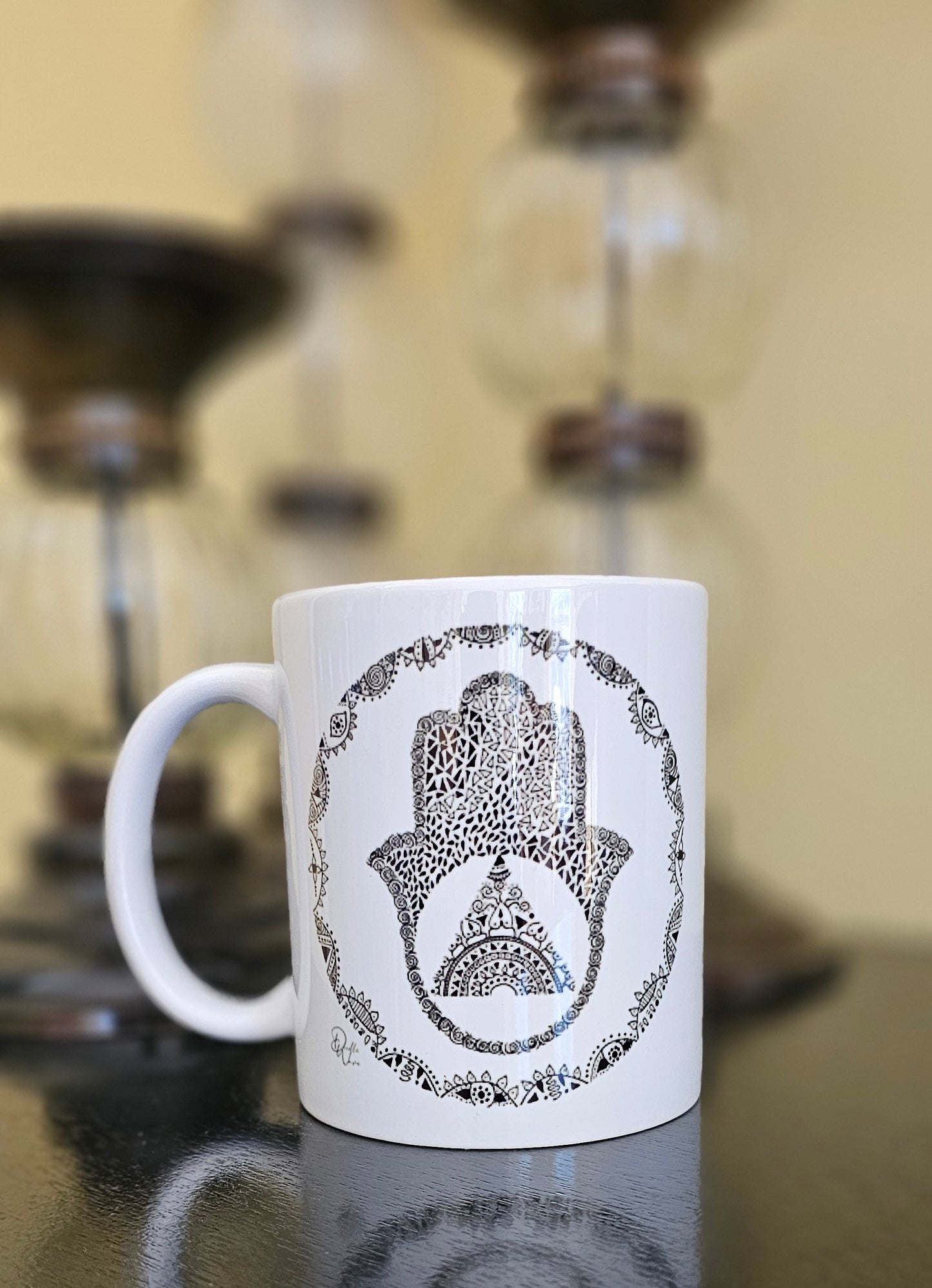 Single Doodle Design Round Mug - Hamsa 22