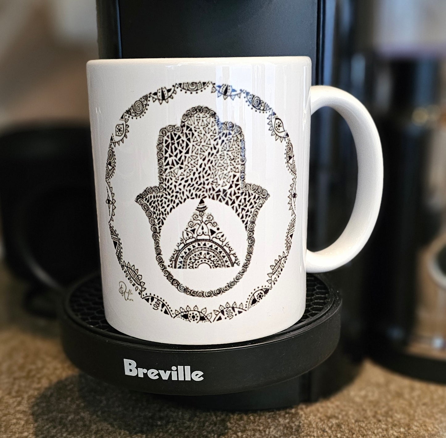 Single Doodle Design Round Mug - Hamsa 22