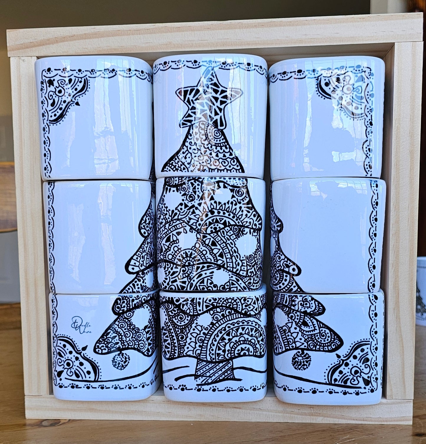 Doodle Design Mug Puzzle - Christmas Tree